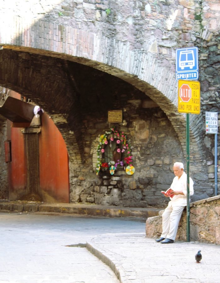 Entre callejones y túneles 004