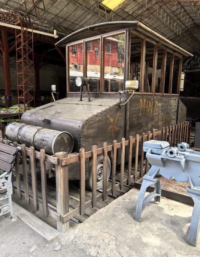 Mina Dos Estrellas 10